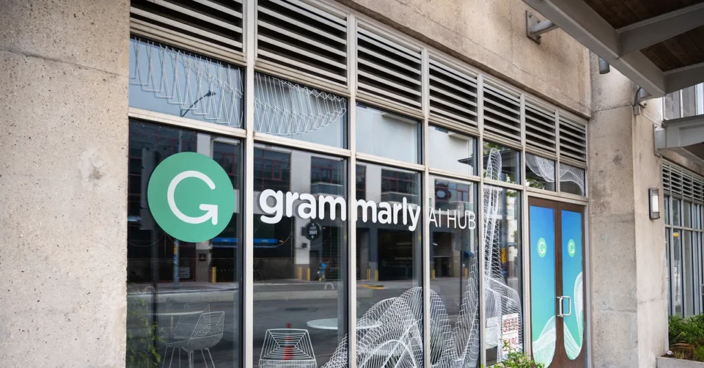 Grammarly’s New ‘Expert Review’ Lets You Get AI Feedback From Dead People (Without Their Permission)